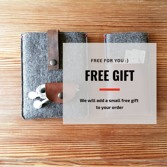 GIFT - let us send you a small surprise with your order - Westerman Bags vilten tassen en hoezen. Dutch Design.