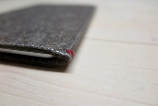 FUNCTIE serie - Zandbruin. Ipad Pro | Mini | Air - Westerman Bags vilten tassen en hoezen. Dutch Design.