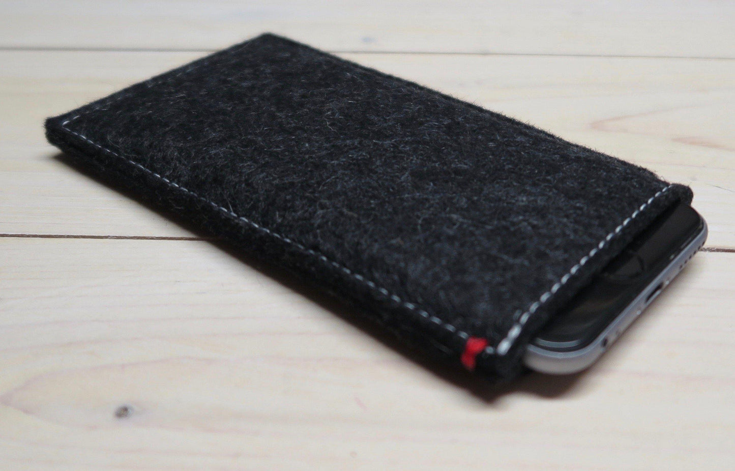 FUNCTIE serie - Zwart. iPhone - Westerman Bags vilten tassen en hoezen. Dutch Design.