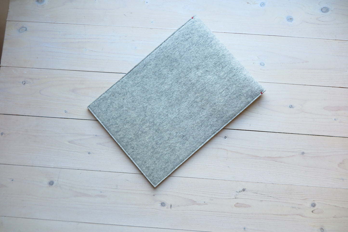 MacBook 13 "Vilten Hoes Classic Case Sale