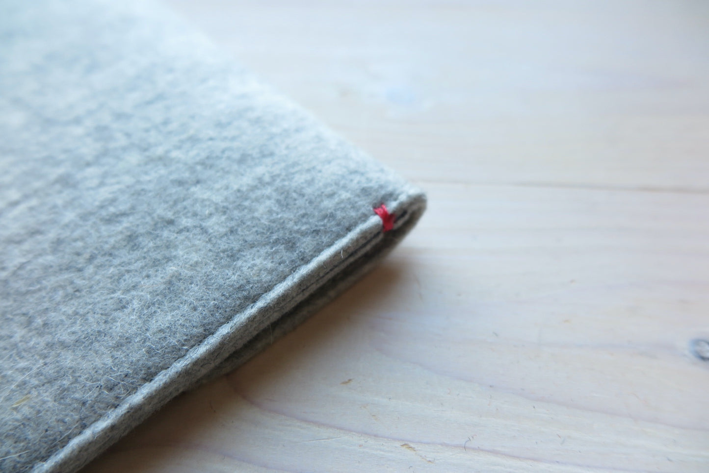 MacBook 13 "Vilten Hoes Classic Case Sale