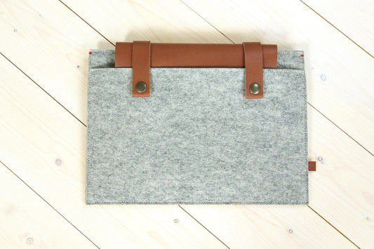 Macbook Pro heos met extra vak voor oplader