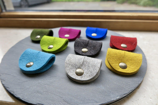 Cable organiser, oordopjes houder vilt