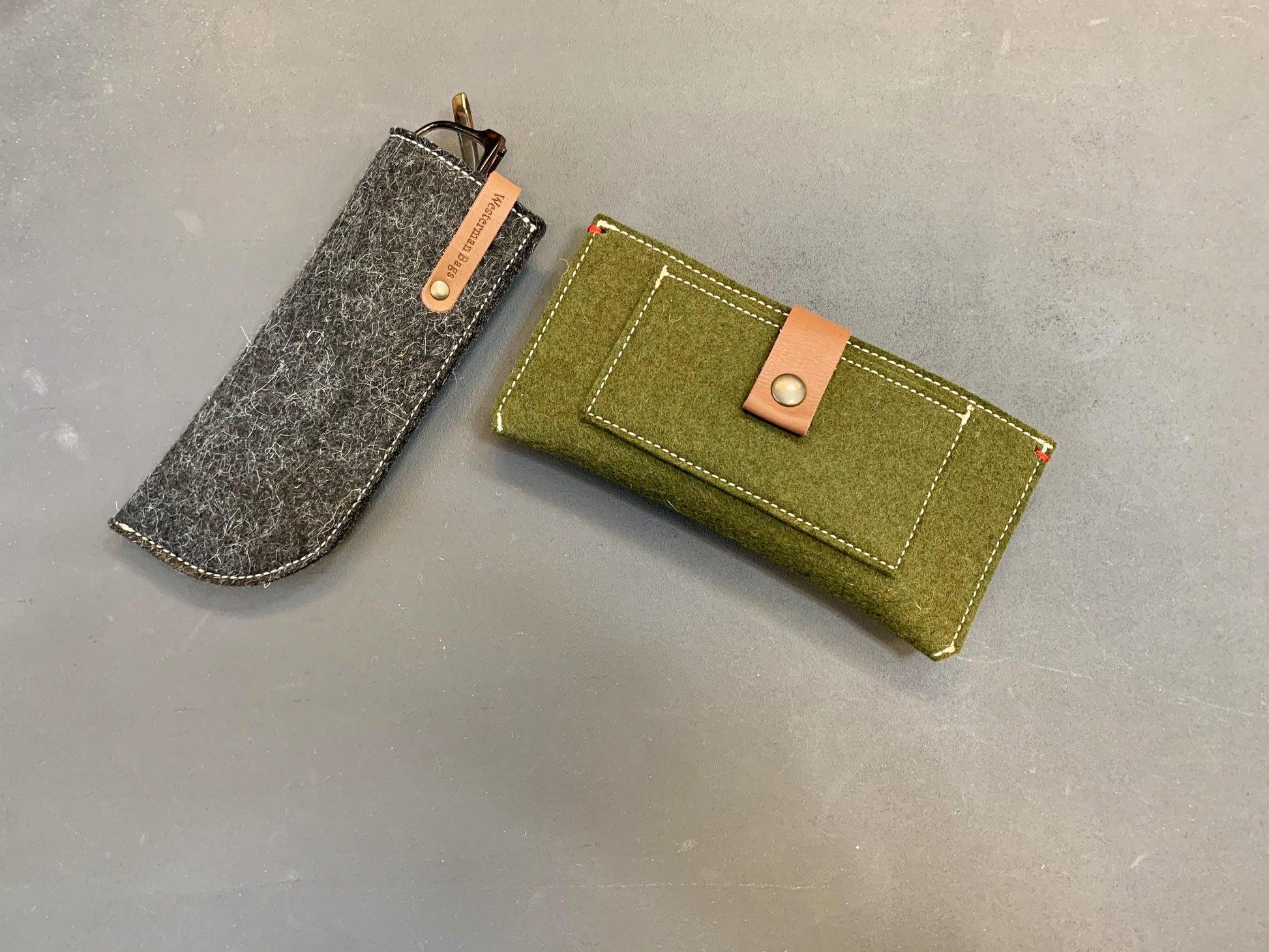 Fairphone 3 felt wallet mossgreen