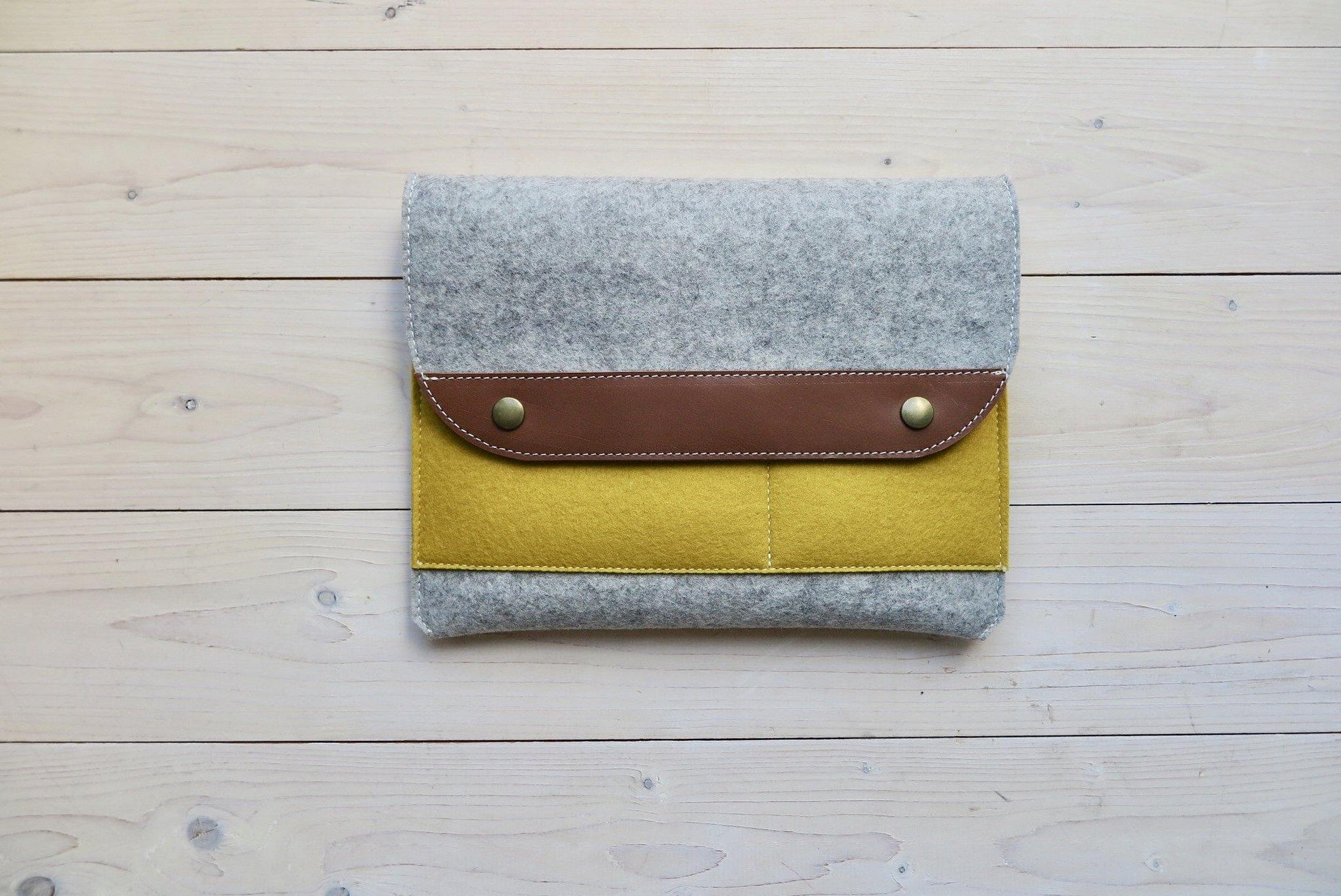 DUDOK iPad hoes - Westerman Bags vilten tassen en hoezen. Dutch Design.