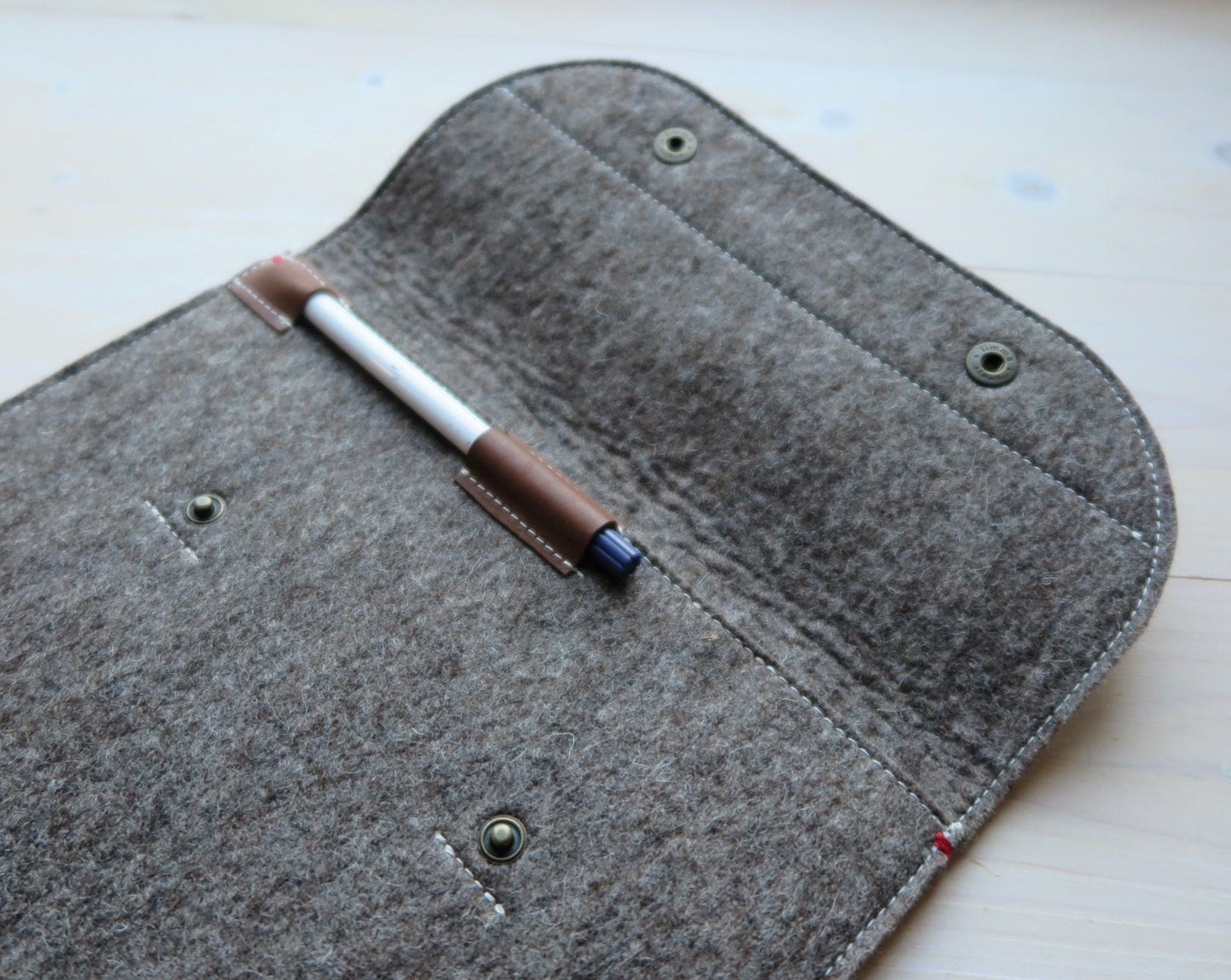 Sale - ipad 12.9 classic case