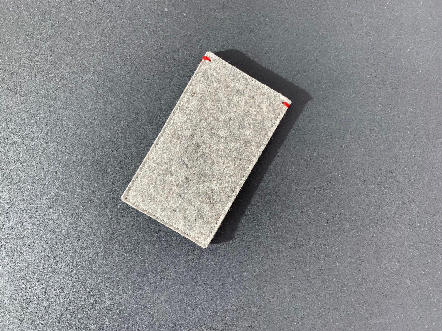 Felt iPhone x sleeve case cover made of wool