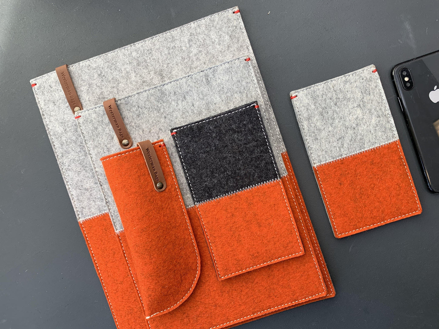 CONTRAST iphone 11 hoes, oranje - Westerman Bags vilten tassen en hoezen. Dutch Design.