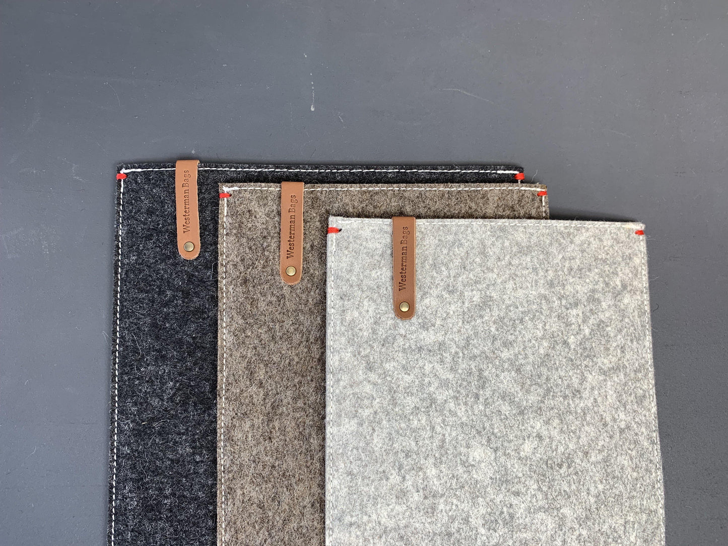 FUNCTIE hoes vilt | Macbook Pro Air | Zwart - Westerman Bags vilten tassen en hoezen. Dutch Design.