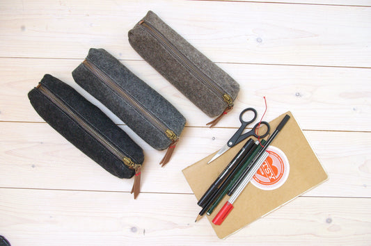 Vanmij - Pencil Case / Pen case - Eco Wolvelt unpacked