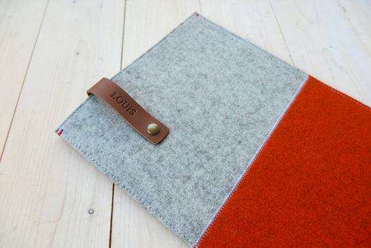 Stijlvolle Contrasterende Vilt MacBook Hoes met Leren Sluiting