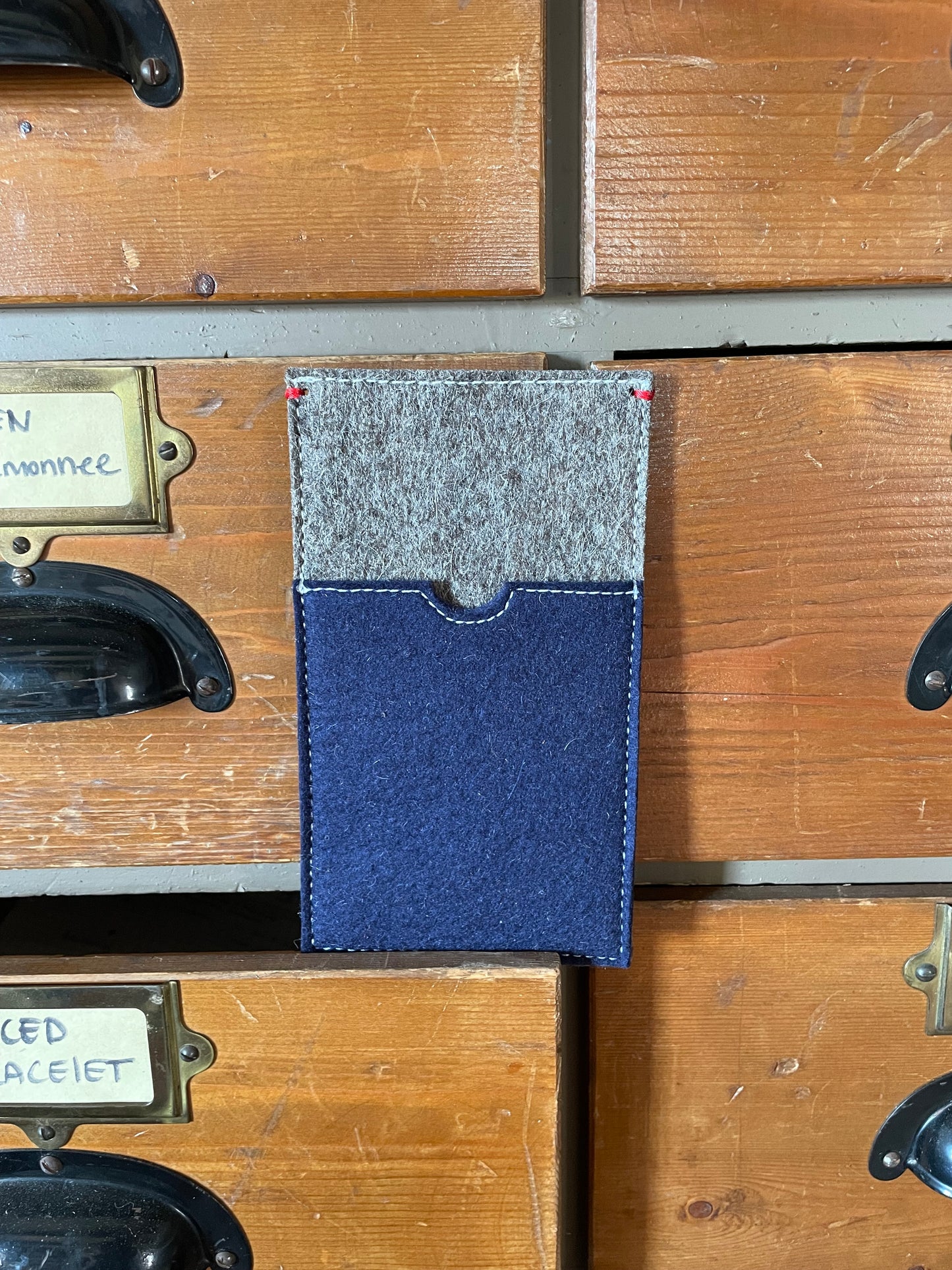 iPhone Hoes met Extra Vakje - Kies je kleur