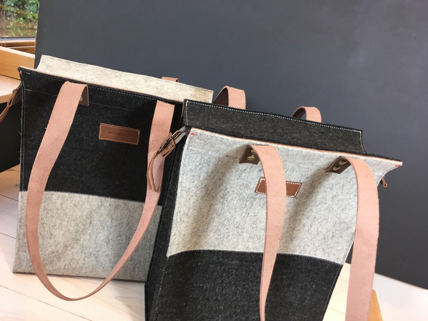 CONTRAST - Shopper XL vilten tas | zwart en grijs | Rits - Westerman Bags vilten tassen en hoezen. Dutch Design.