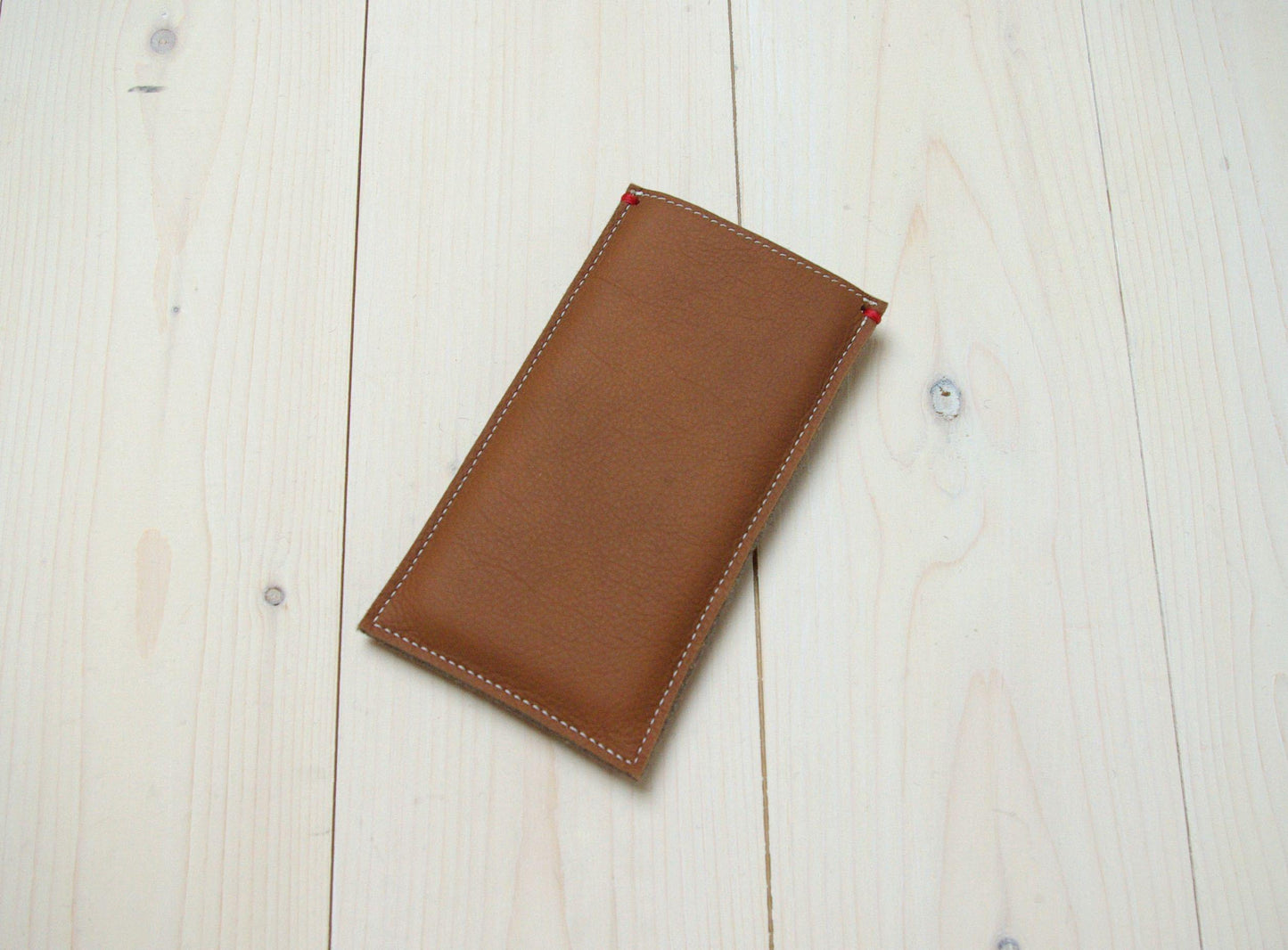 CLASSIC CASE - soepel leren iPhone hoes - Westerman Bags vilten tassen en hoezen. Dutch Design.