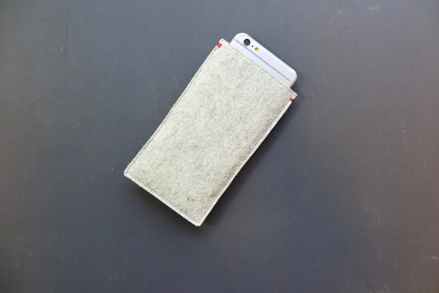 Minimalist style iPhone case made of natural materials 