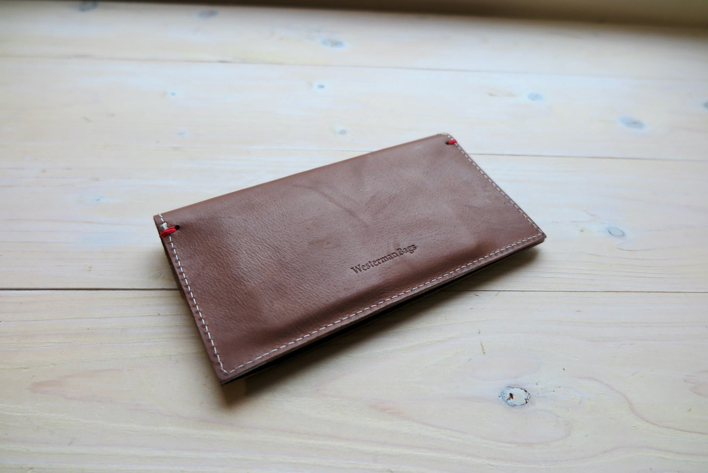 Leather ladies wallet with name engraving