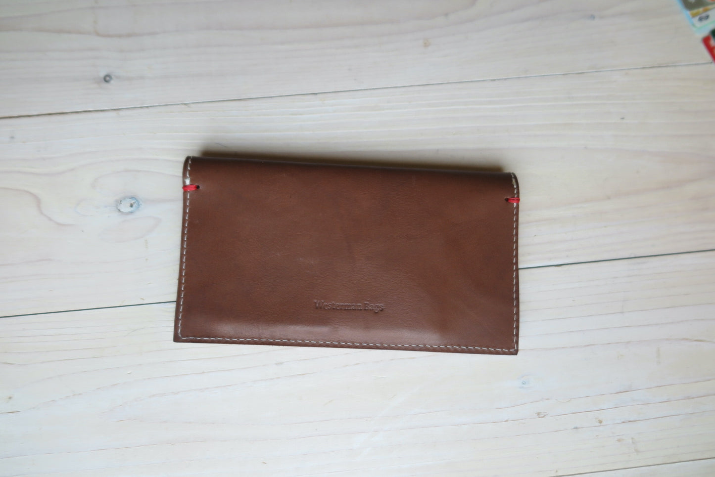 Leather ladies wallet with name engraving