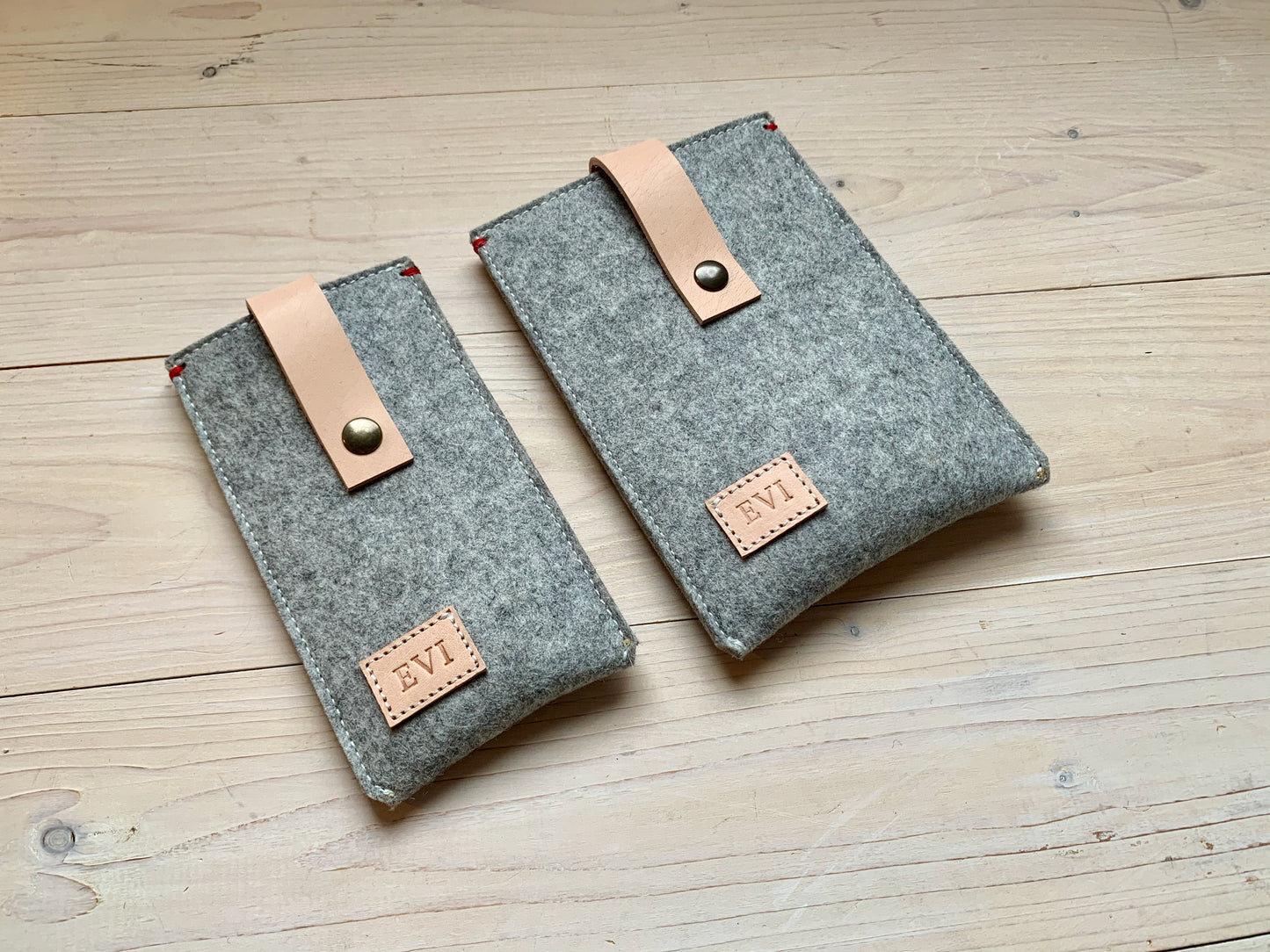 iPhone case gray felt and blank leather closure