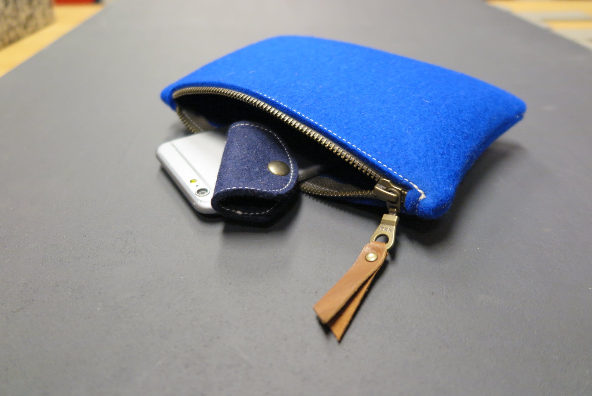 accessoire tasje blauw vilt