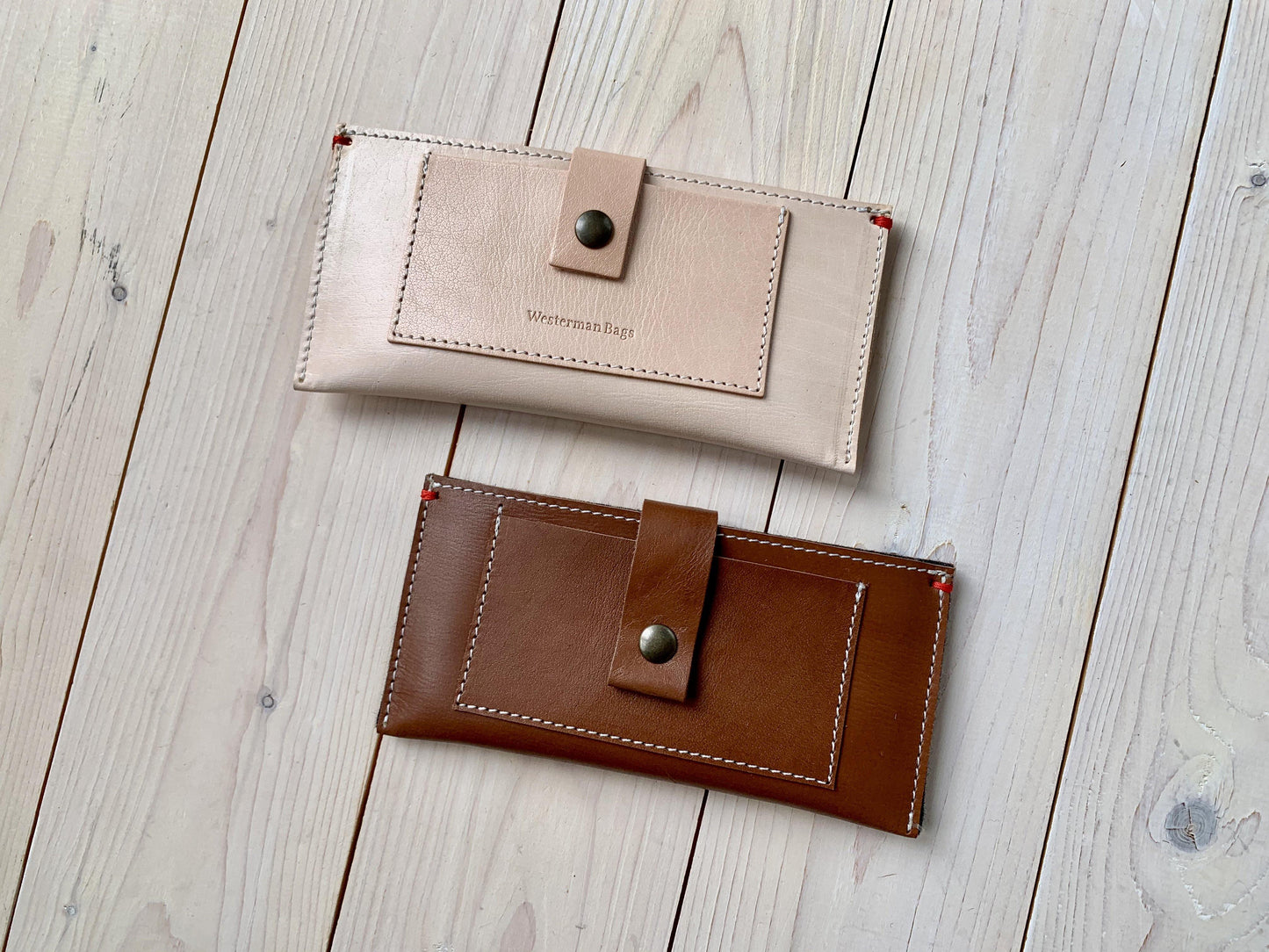 Iphone Wallet Cognac leer - Westerman Bags vilten tassen en hoezen. Dutch Design.