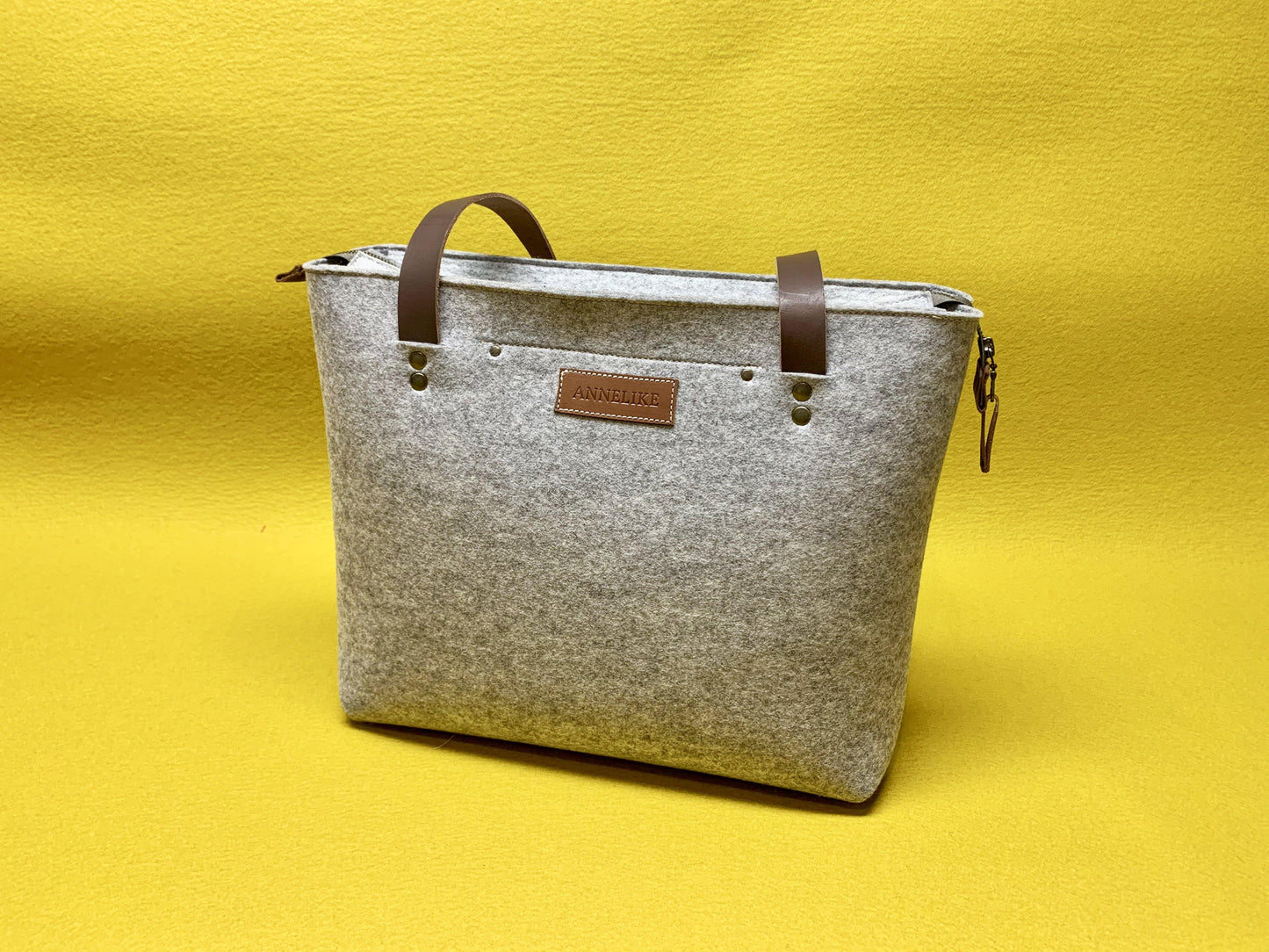 GRIFT XL TAS VILT - Grijs - Westerman Bags vilten tassen en hoezen. Dutch Design.